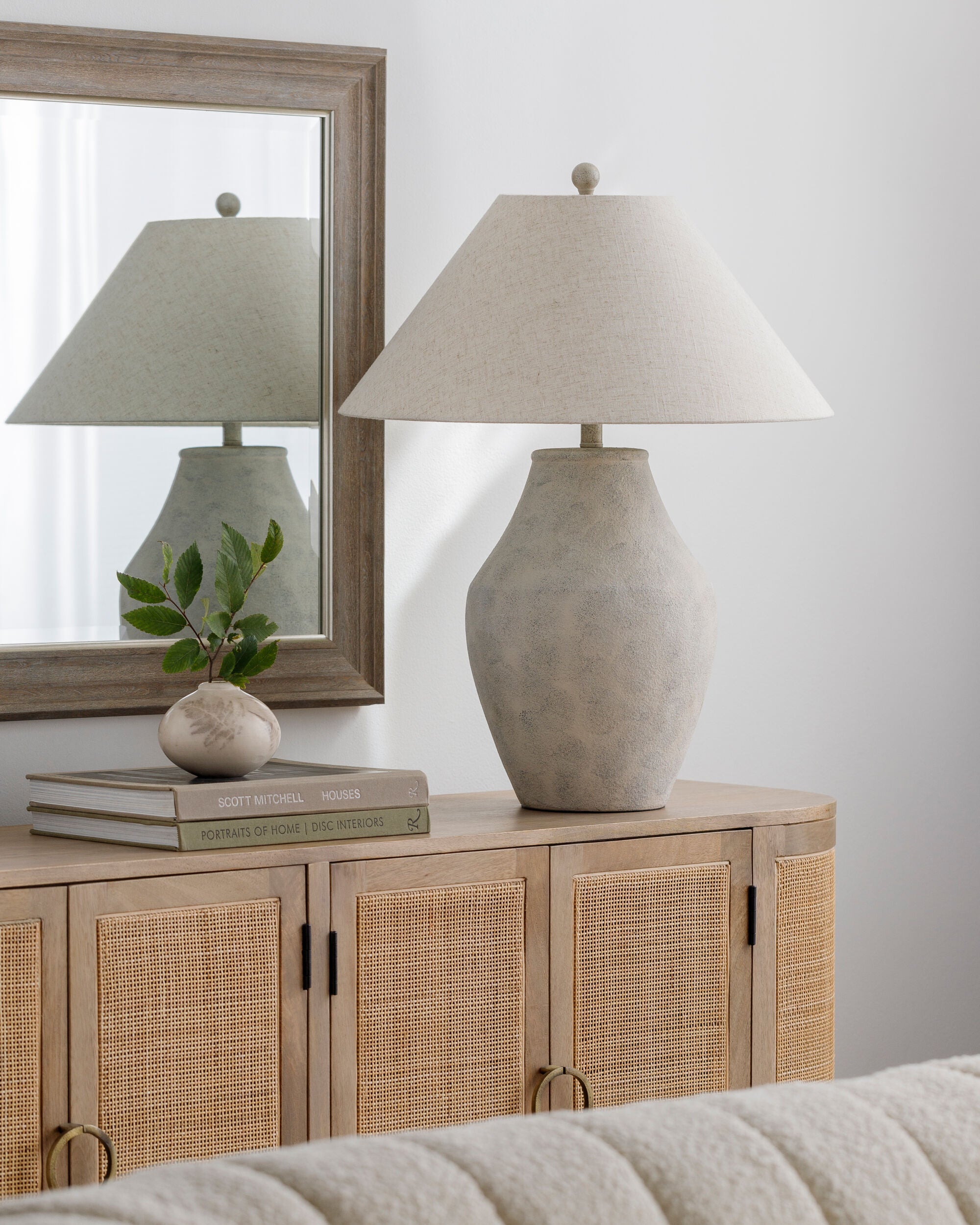 Amaryllis lamp styled