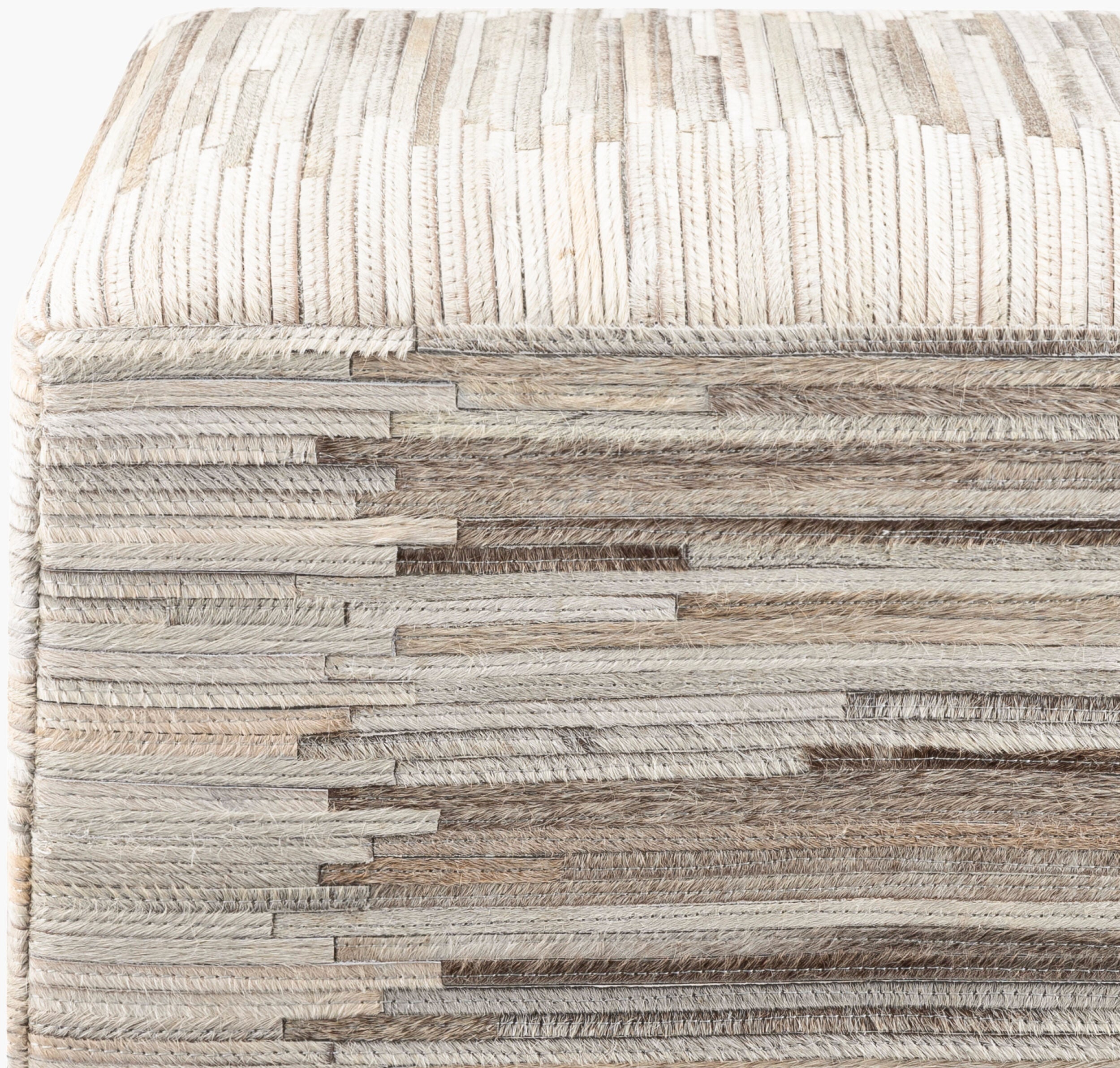 Zander ottoman detail