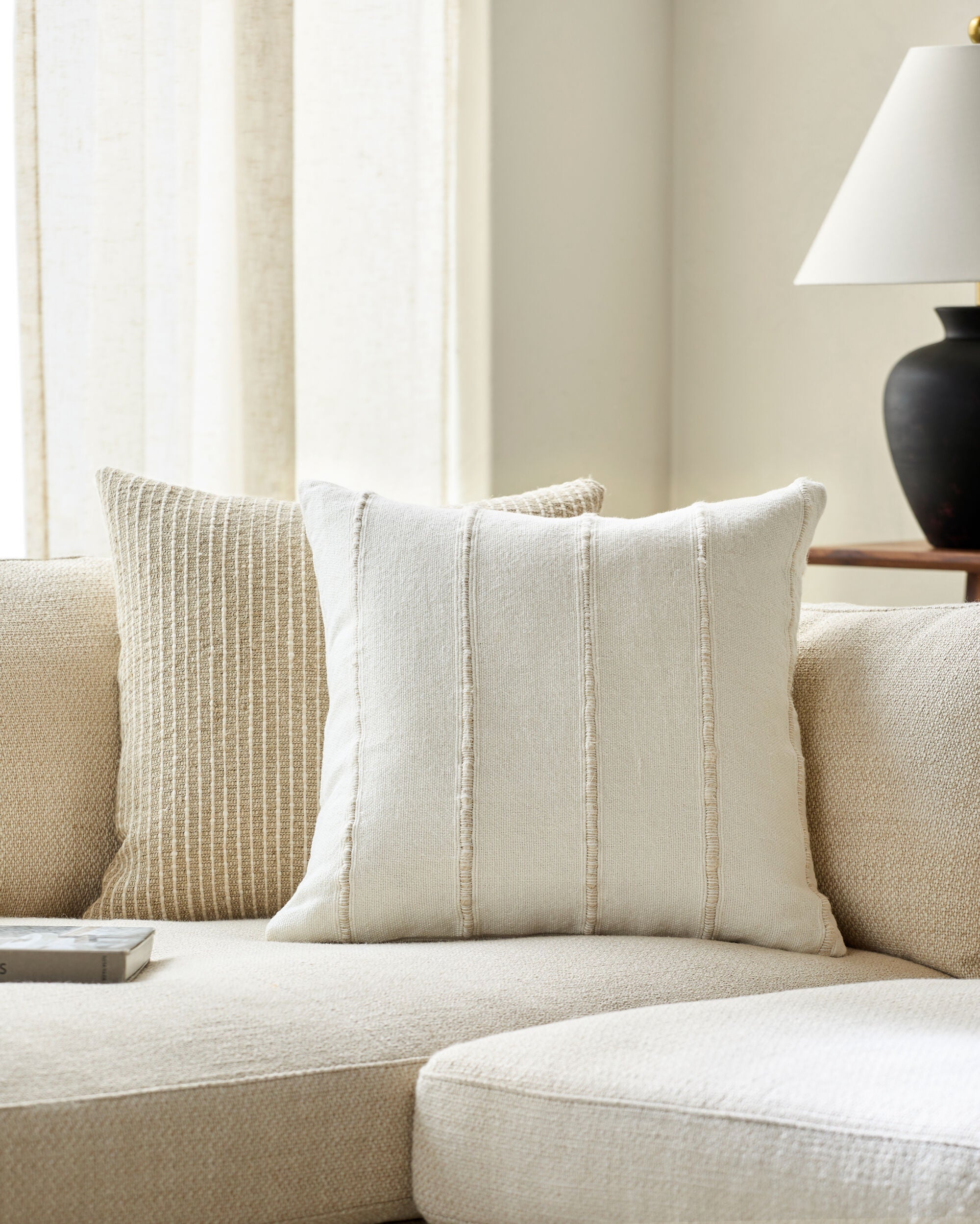 Pillows & Throws