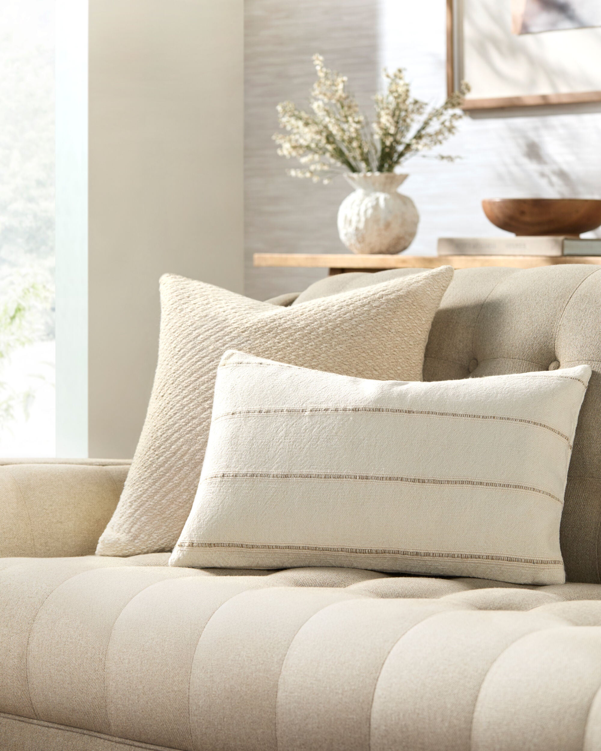 Charleston lumbar styled