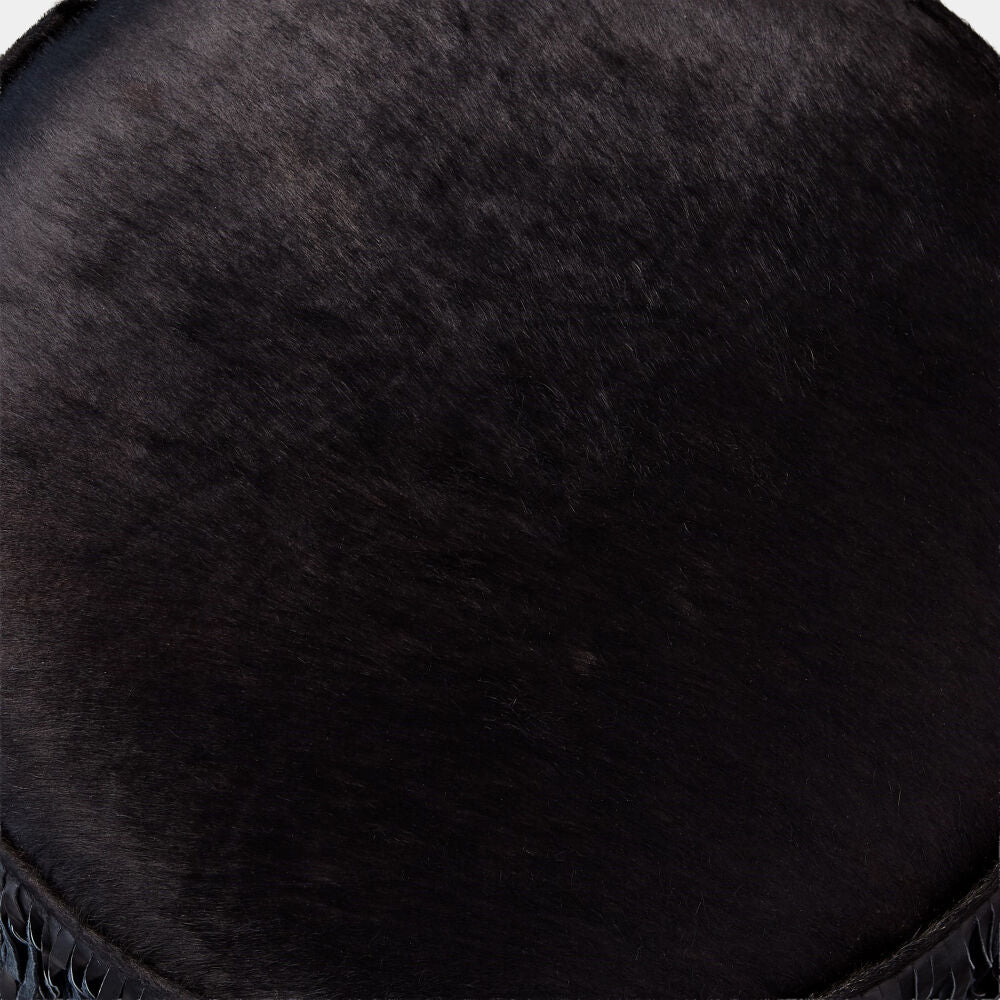 Frangia Ottoman, Black